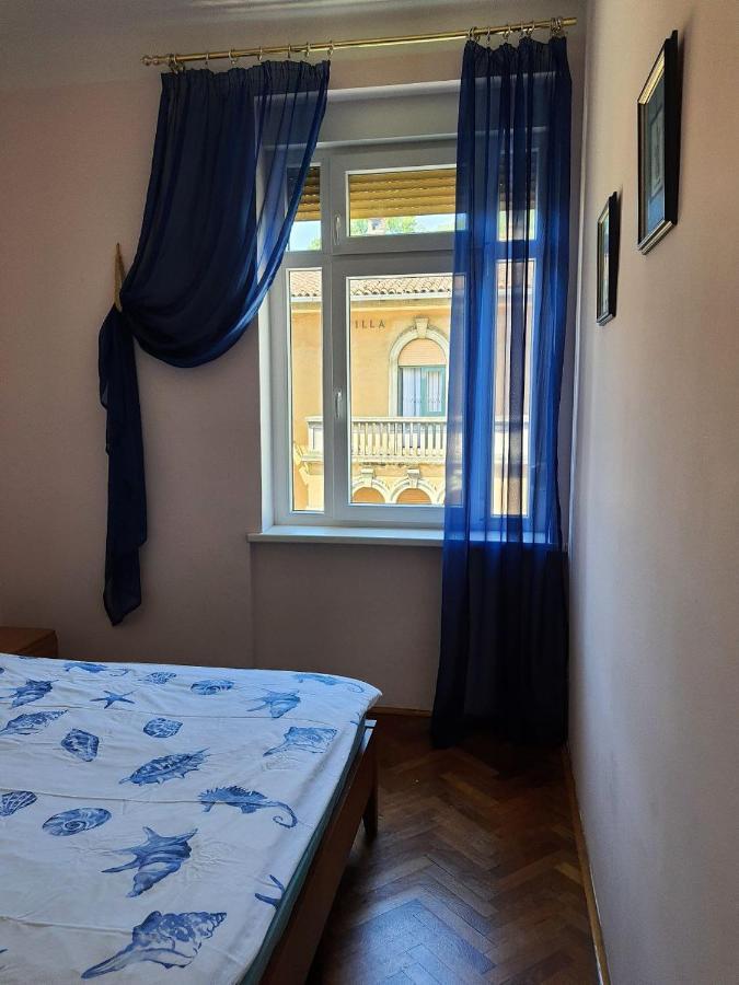 Family Apartment Center Opatija Luaran gambar